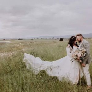 Meet your Posher, Elyse